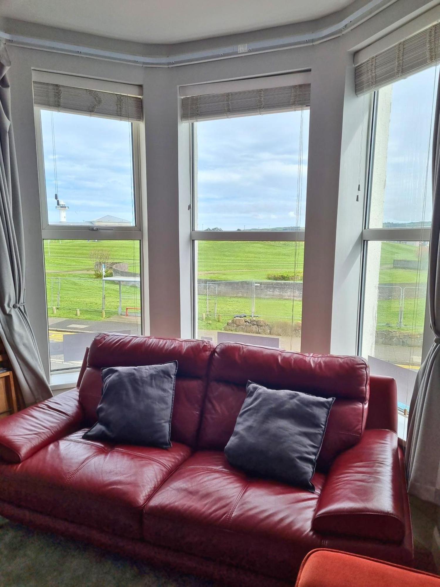 3 West Beach - Portrush By The Sea Exteriör bild